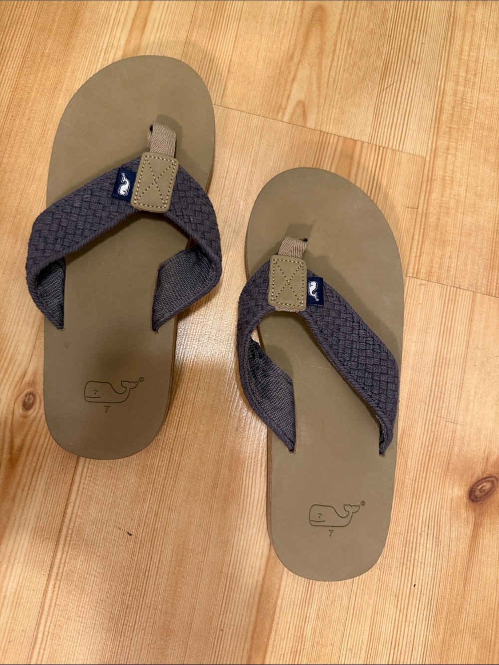 Vineyard Vines Navy Woven Strap Tan Footbed Flip Flops - Picture 6 of 8
